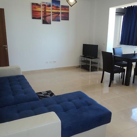 Ariana Apartment Navodari Bagian luar foto